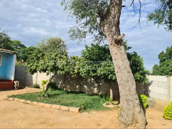 3 Bedroom House for Sale in Thorngrove, Bulawayo