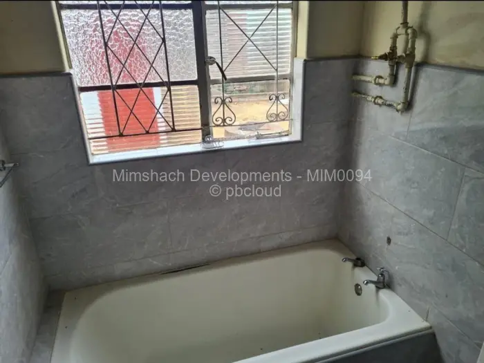 3 Bedroom House for Sale in Thorngrove, Bulawayo