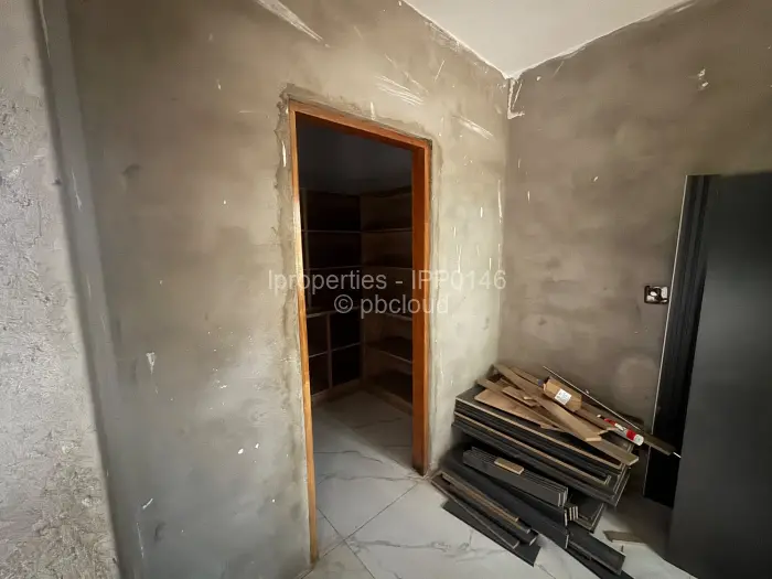 Townhouse/Cluster for Sale in Highlands, Harare