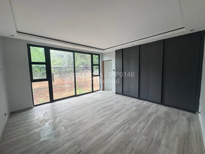 Townhouse/Cluster for Sale in Highlands, Harare