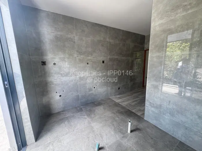 Townhouse/Cluster for Sale in Highlands, Harare