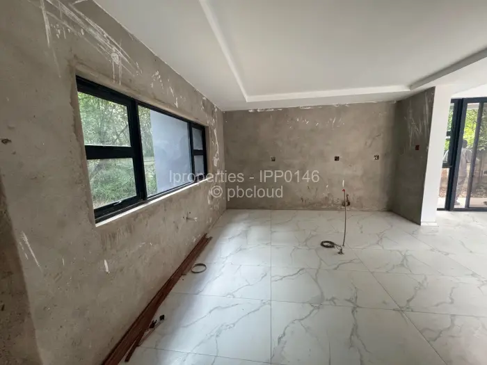 Townhouse/Cluster for Sale in Highlands, Harare