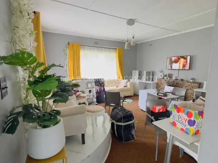 3 Bedroom House to Rent in Hillside, Harare