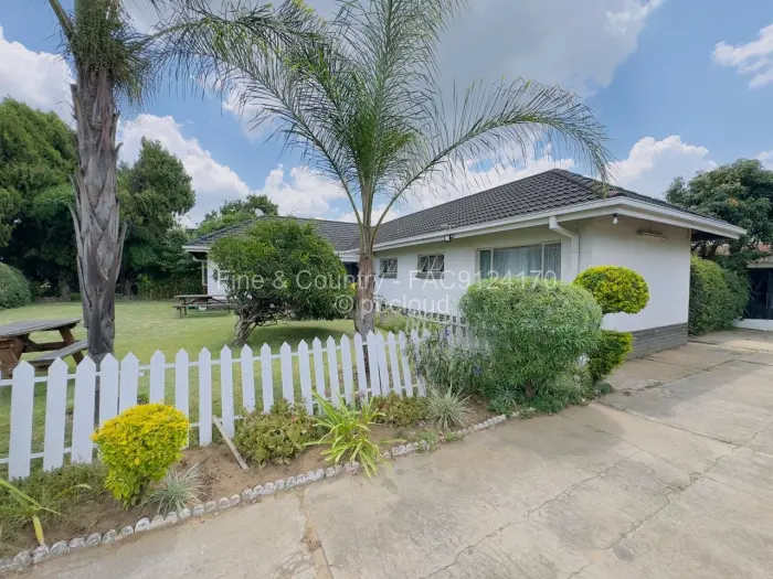 3 Bedroom House to Rent in Hillside, Harare