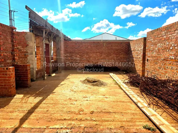 4 Bedroom House for Sale in Pomona, Harare