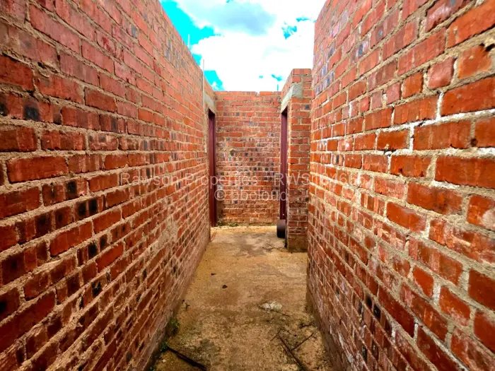 4 Bedroom House for Sale in Pomona, Harare