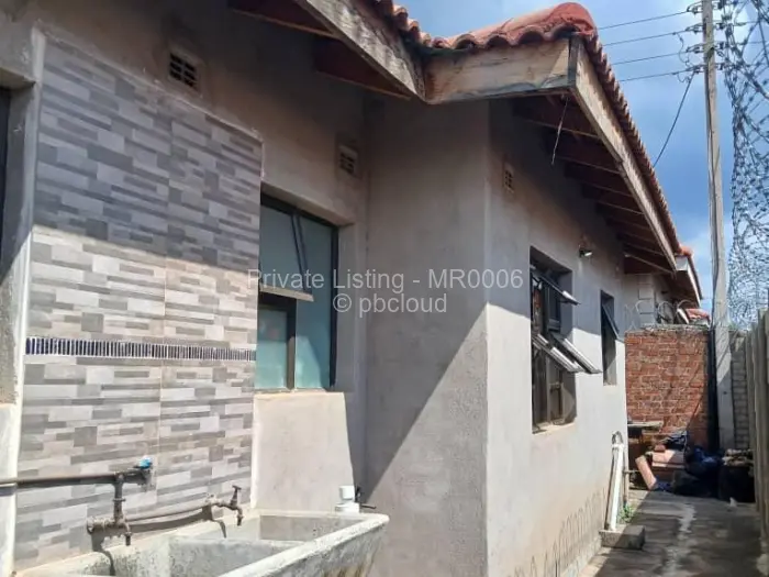 2 Bedroom House to Rent in Budiriro, Harare