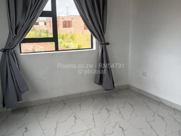 Room to Rent in Mahatshula, Bulawayo