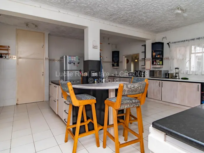 5 Bedroom House to Rent in Mandara, Harare