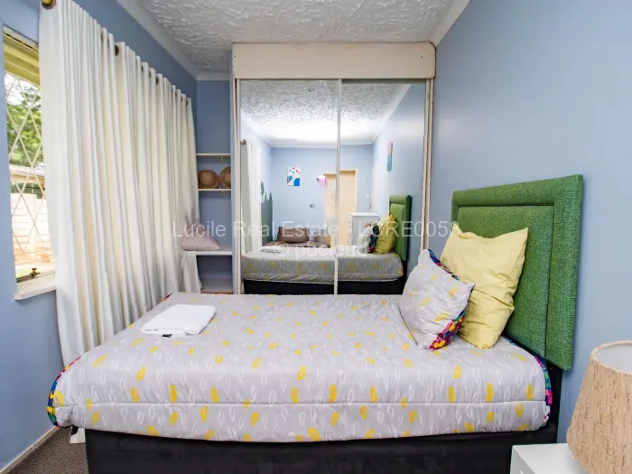 5 Bedroom House to Rent in Mandara, Harare