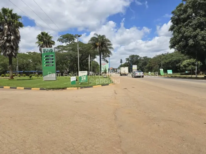 3 Bedroom House for Sale in Chisipite, Harare