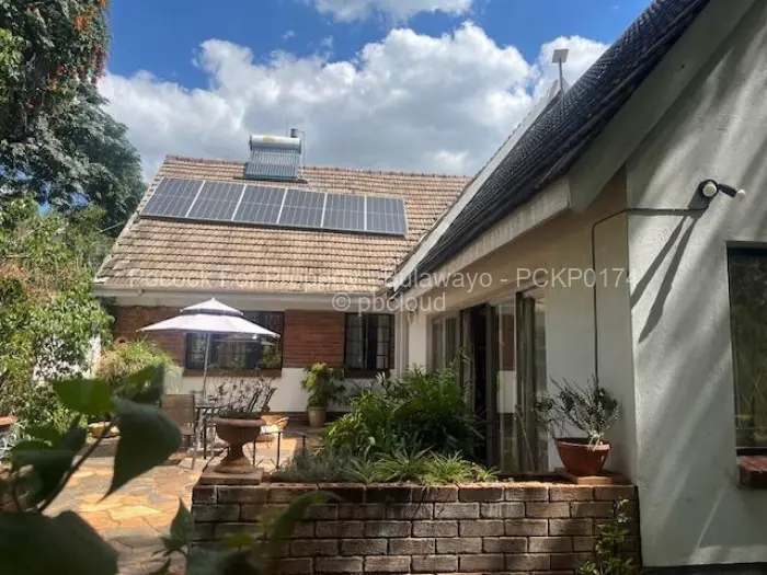 3 Bedroom House for Sale in Newton West, Bulawayo