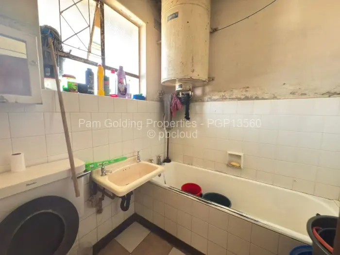 Flat/Apartment for Sale in Bulawayo City Centre, Bulawayo