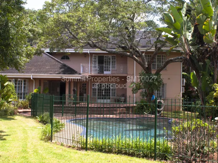 6 Bedroom House for Sale in Ballantyne Park, Harare