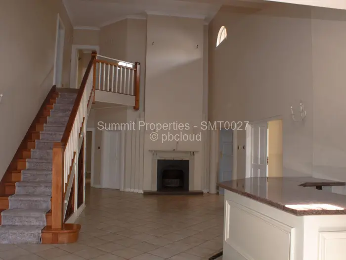 6 Bedroom House for Sale in Ballantyne Park, Harare