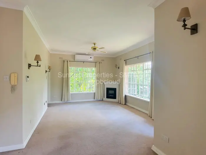 6 Bedroom House for Sale in Ballantyne Park, Harare