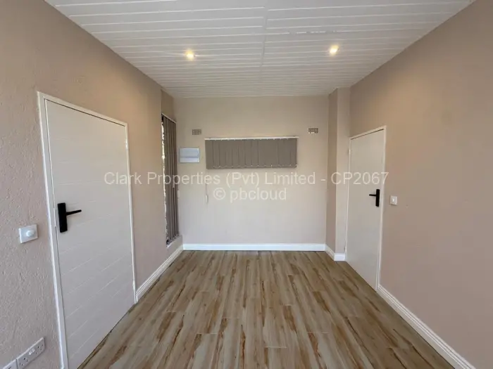 Office to Rent in Greystone Park