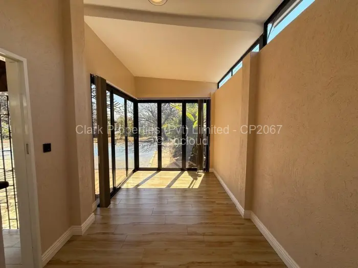 Office to Rent in Greystone Park