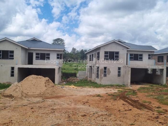 Townhouse/Cluster for Sale in Greystone Park, Harare