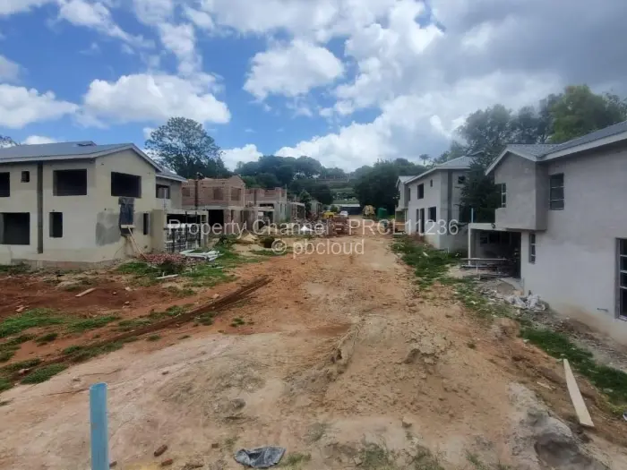 Townhouse/Cluster for Sale in Greystone Park, Harare