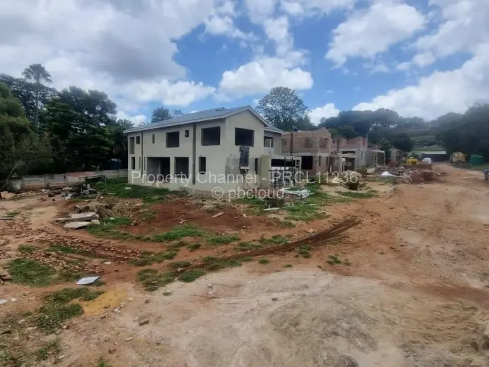 Townhouse/Cluster for Sale in Greystone Park, Harare