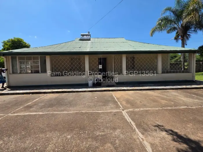 3 Bedroom House for Sale in Bellevue, Bulawayo