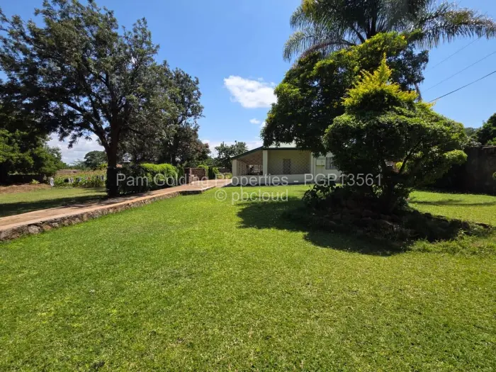 3 Bedroom House for Sale in Bellevue, Bulawayo
