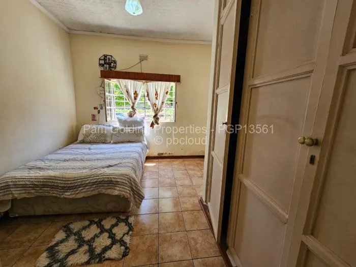 3 Bedroom House for Sale in Bellevue, Bulawayo