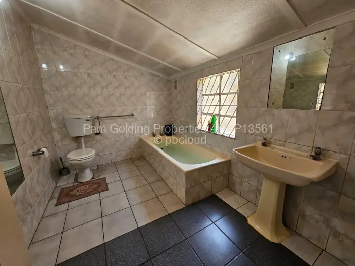 3 Bedroom House for Sale in Bellevue, Bulawayo