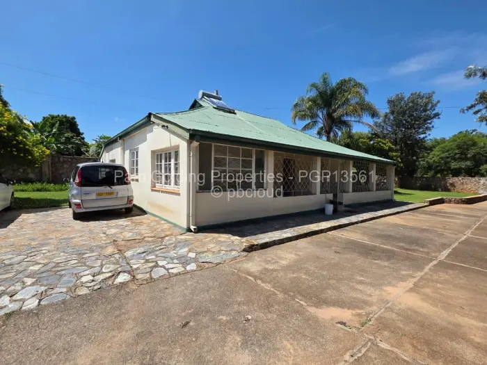 3 Bedroom House for Sale in Bellevue, Bulawayo