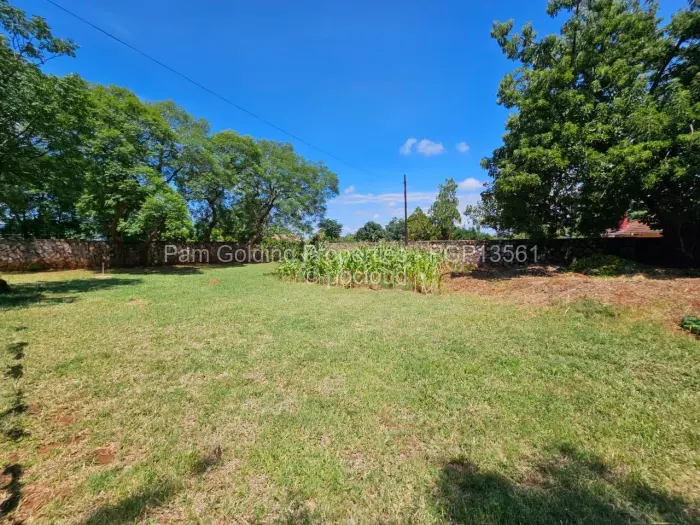 3 Bedroom House for Sale in Bellevue, Bulawayo