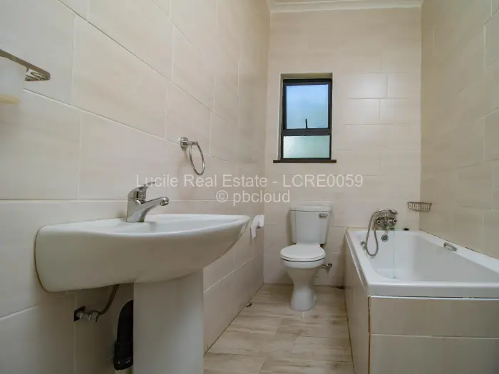 Townhouse/Cluster to Rent in Ruwa, Ruwa