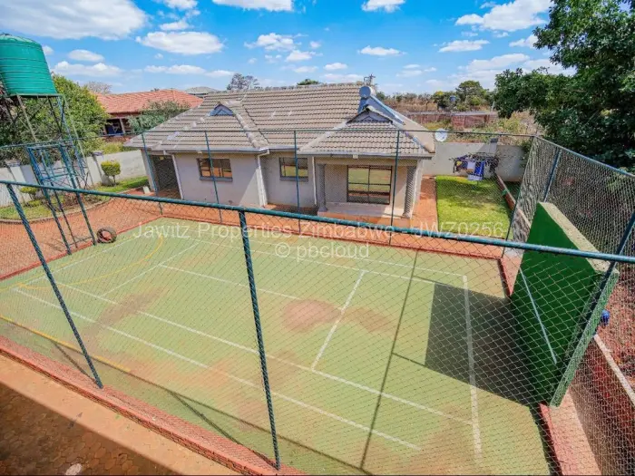 5 Bedroom House for Sale in Gletwin Park, Harare
