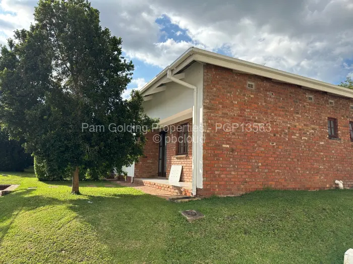 Office to Rent in Borrowdale