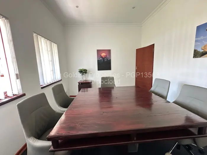 Office to Rent in Borrowdale