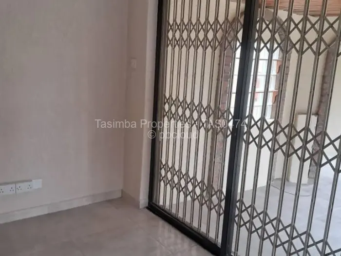 Flat/Apartment to Rent in Newlands