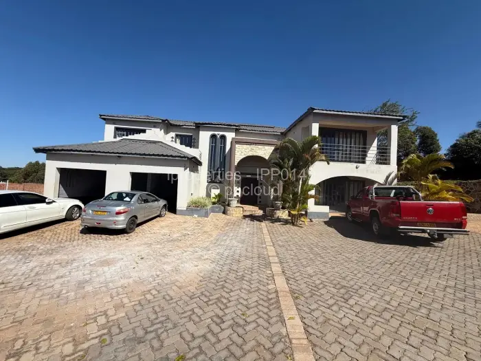 5 Bedroom House for Sale in Brookeview, Harare
