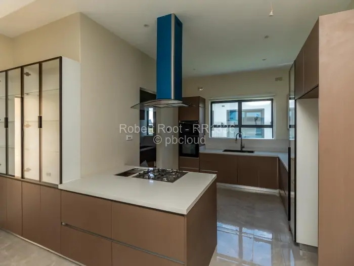 Townhouse/Cluster to Rent in Fairview