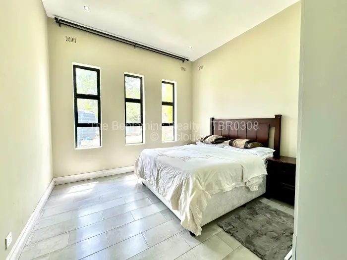 3 Bedroom House for Sale in Greendale, Harare