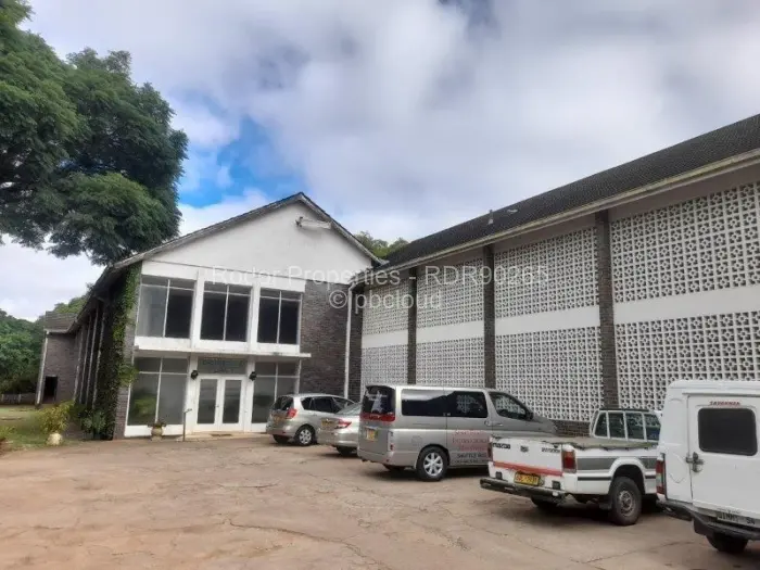 Flat/Apartment for Sale in Suburbs, Bulawayo