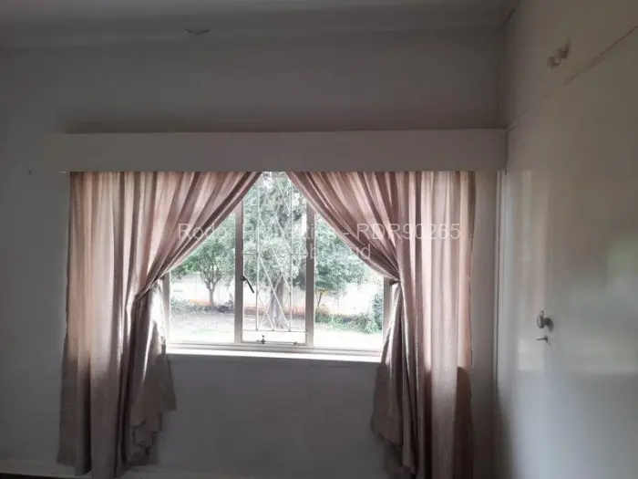 Flat/Apartment for Sale in Suburbs, Bulawayo