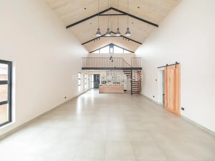 Townhouse/Cluster for Sale in Newlands, Harare