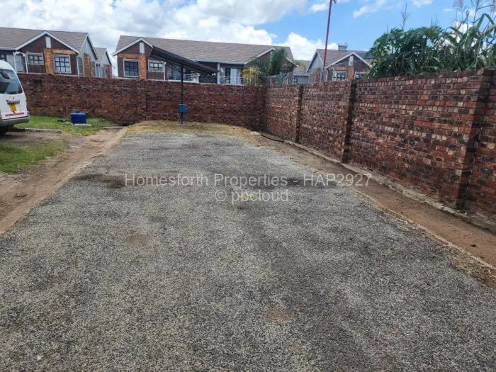 2 Bedroom Cottage/Garden Flat for Sale in Madokero Estates, Harare