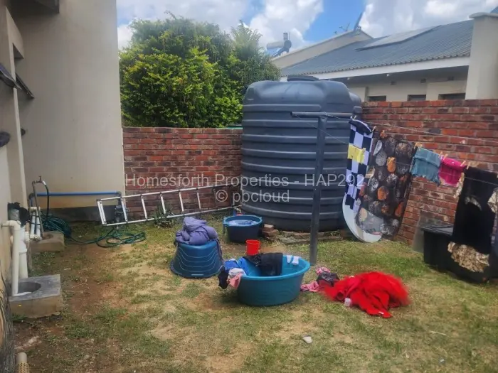 2 Bedroom Cottage/Garden Flat for Sale in Madokero Estates, Harare