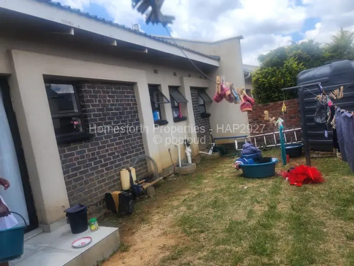 2 Bedroom Cottage/Garden Flat for Sale in Madokero Estates, Harare