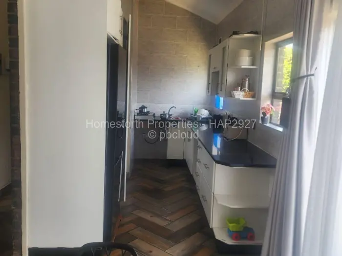 2 Bedroom Cottage/Garden Flat for Sale in Madokero Estates, Harare