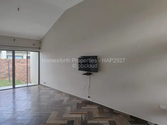 2 Bedroom Cottage/Garden Flat for Sale in Madokero Estates, Harare