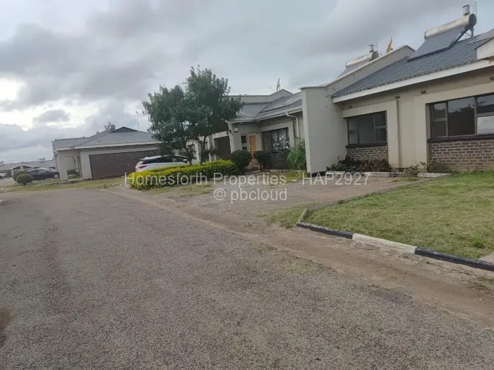 2 Bedroom Cottage/Garden Flat for Sale in Madokero Estates, Harare