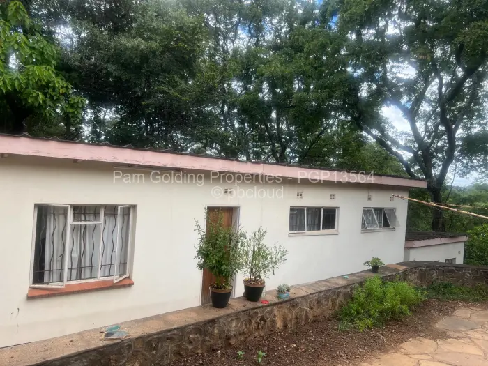 4 Bedroom House to Rent in Glen Lorne