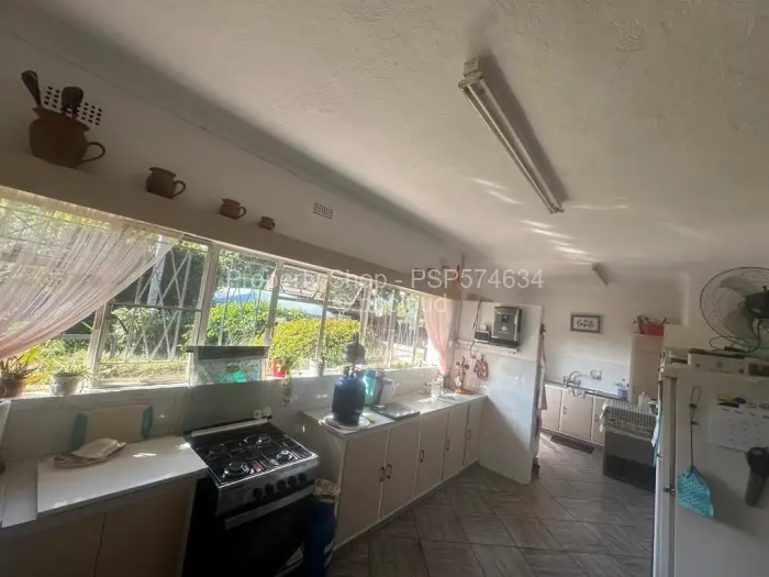 4 Bedroom House for Sale in Emerald Hill, Harare